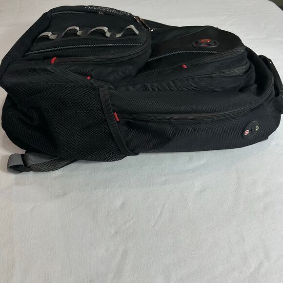 Swiss Gear 18" Laptop Backpack Four Pockets Black & Gray with Warranty Card - Picture 8 of 14